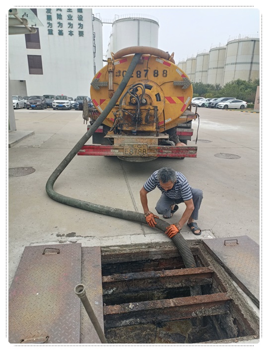 麻阳隔油池清掏